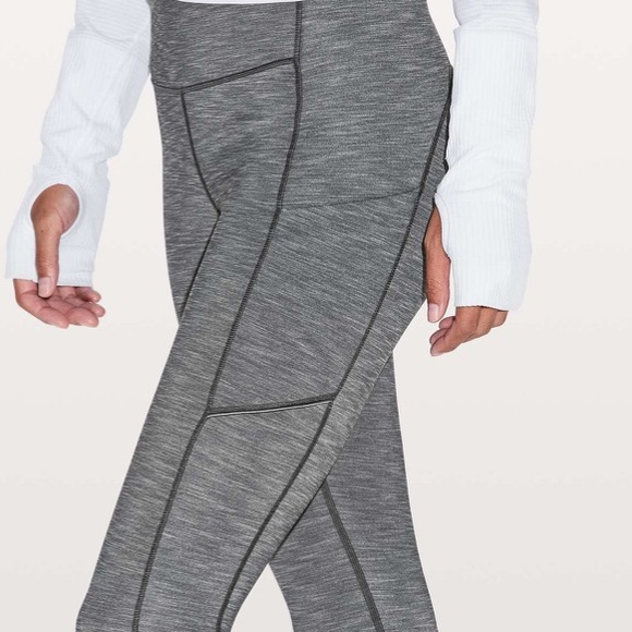 Lululemon Speed Up Tight - Picture 3 of 10